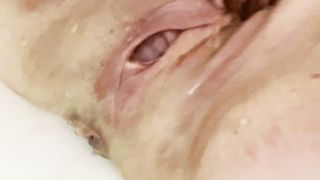 Strong orgasm with large squirt - 9 image