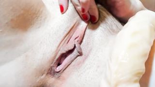 Big Dildo fucking pussy - 6 image